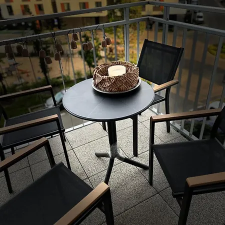 Poznan Airport Apartments Nowe Ogrody Comfort Apartmán Poznaň