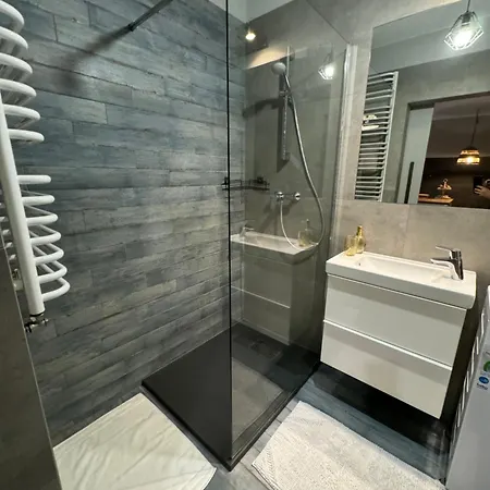 Poznan Airport Apartments Nowe Ogrody Comfort Apartmán Poznaň