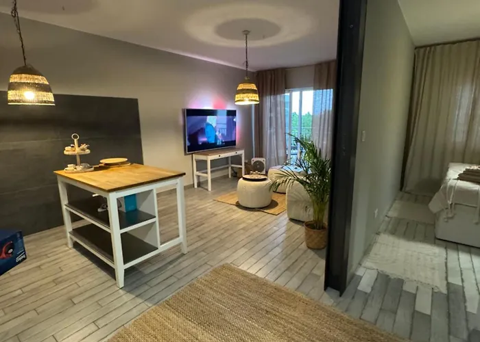 Airport Nowe Ogrody Comfort * Πόζναν