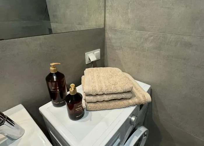 Airport Nowe Ogrody Comfort * Πόζναν